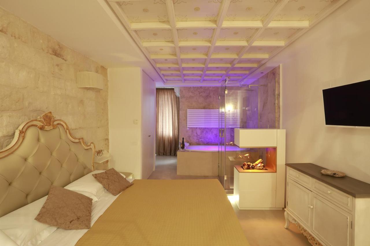 Palazzo Stapane Home Suite 9 - Luxury Living Монополі Екстер'єр фото