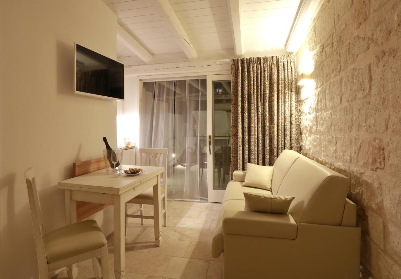 Palazzo Stapane Home Suite 9 - Luxury Living Монополі Екстер'єр фото