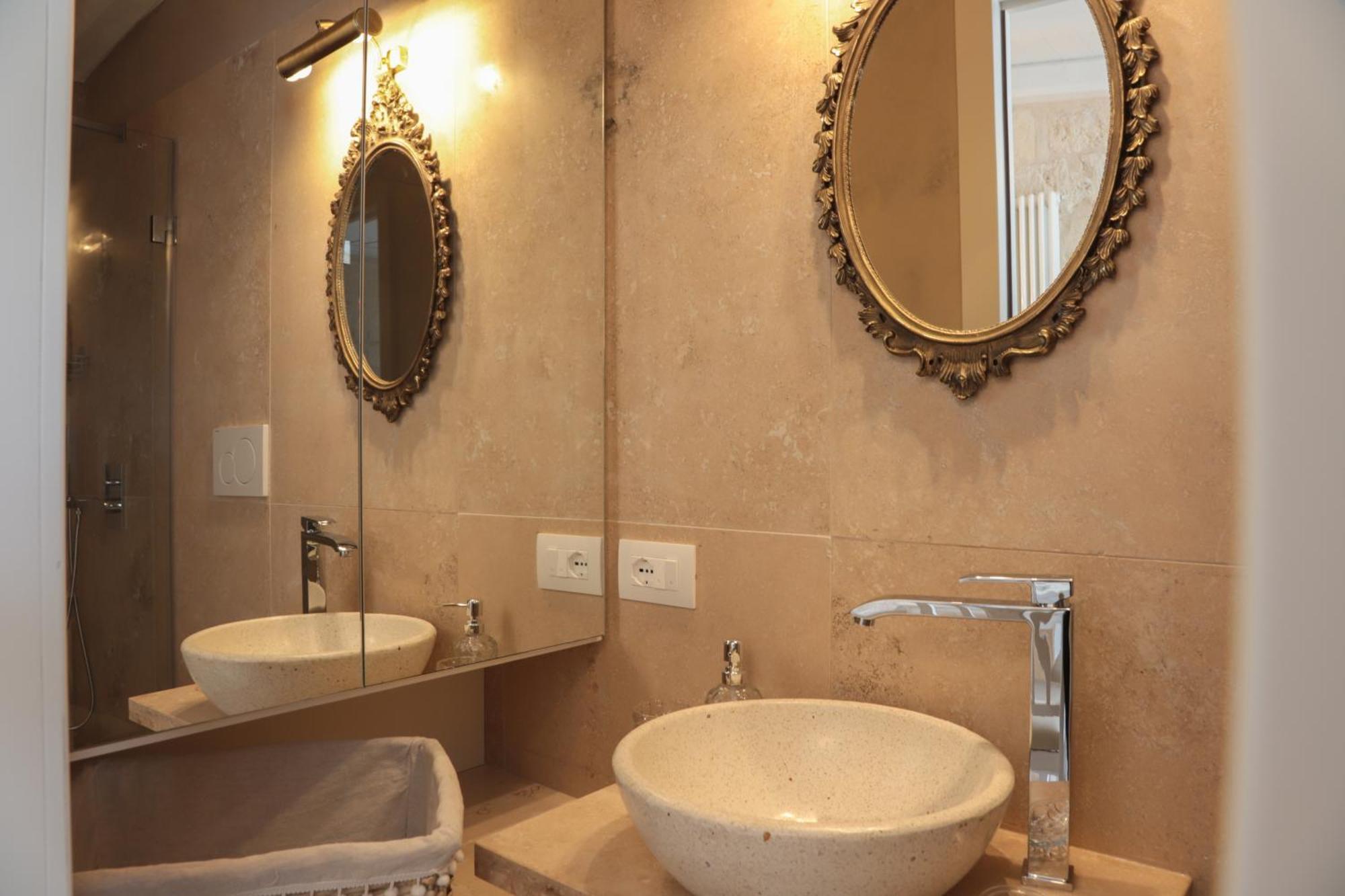 Palazzo Stapane Home Suite 9 - Luxury Living Монополі Екстер'єр фото