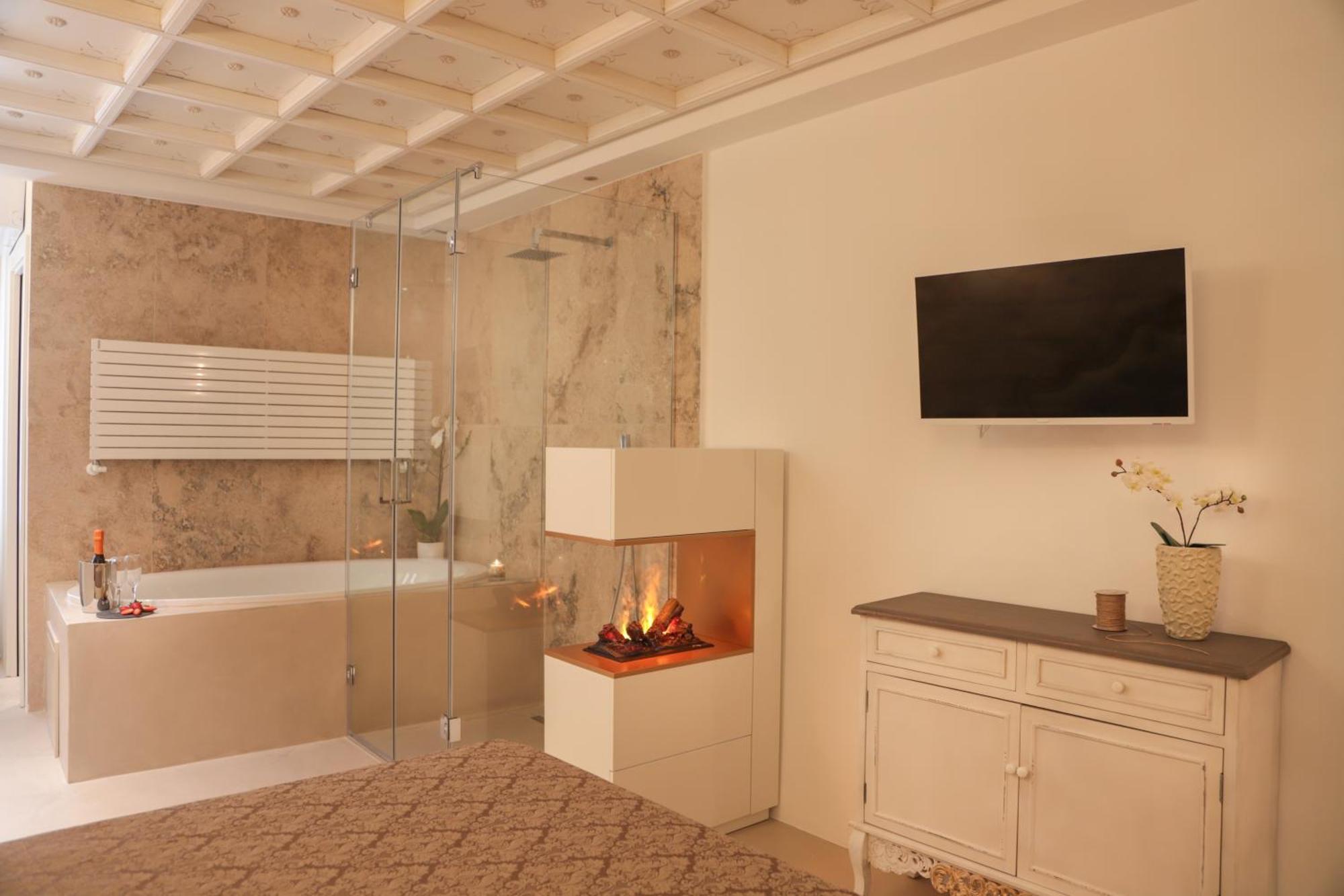 Palazzo Stapane Home Suite 9 - Luxury Living Монополі Екстер'єр фото