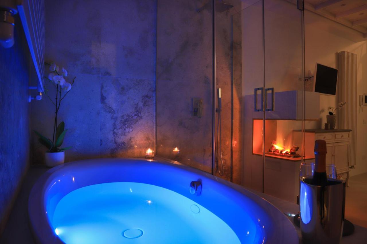 Palazzo Stapane Home Suite 9 - Luxury Living Монополі Екстер'єр фото