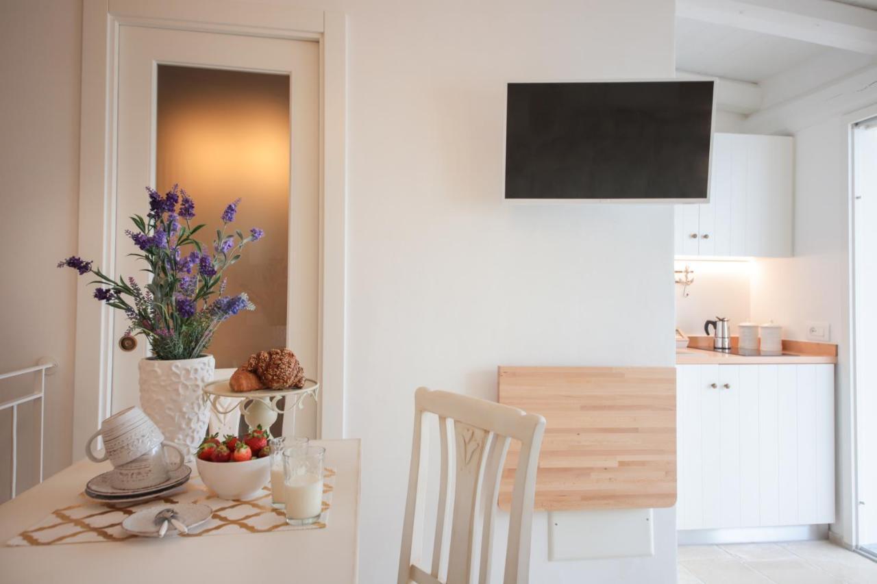 Palazzo Stapane Home Suite 9 - Luxury Living Монополі Екстер'єр фото