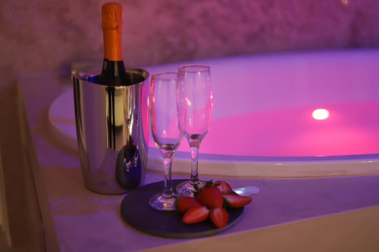 Palazzo Stapane Home Suite 9 - Luxury Living Монополі Екстер'єр фото