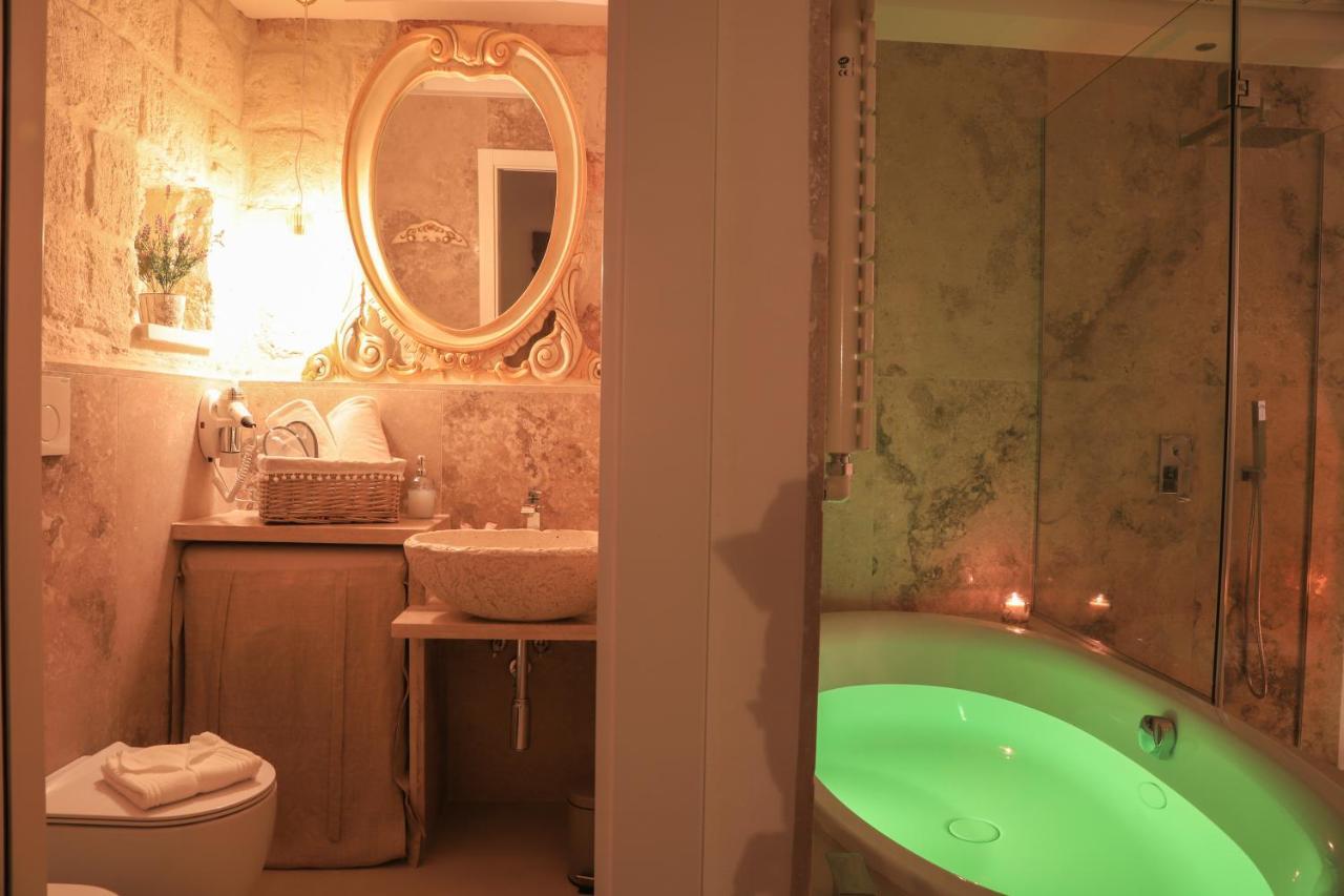 Palazzo Stapane Home Suite 9 - Luxury Living Монополі Екстер'єр фото